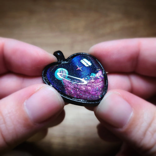 BTS082 Heart Starscape: BTSxARMY Pink Comet on Magnetic Indigo